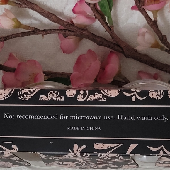 ✨️Christian Siriano NY Set of Four Rhinestones Decorative Shot Glasses - Picture 8 of 10